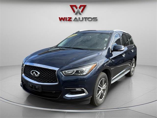 Used 2017 Infiniti Qx60 in Stratford, Connecticut | Wiz Leasing Inc. Stratford, Connecticut