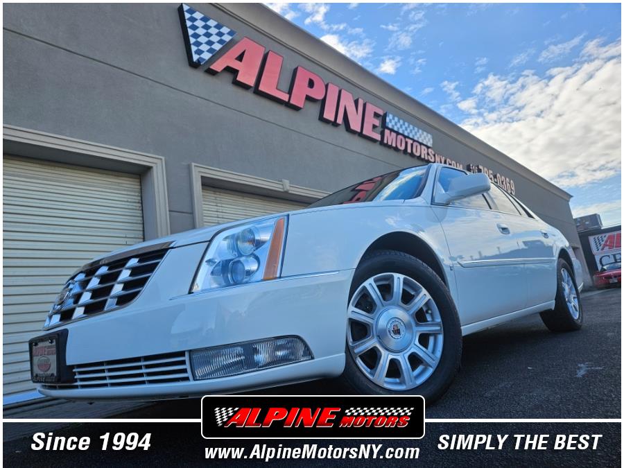 Used 2010 Cadillac DTS in Wantagh, New York | Alpine Motors Inc. Wantagh, New York