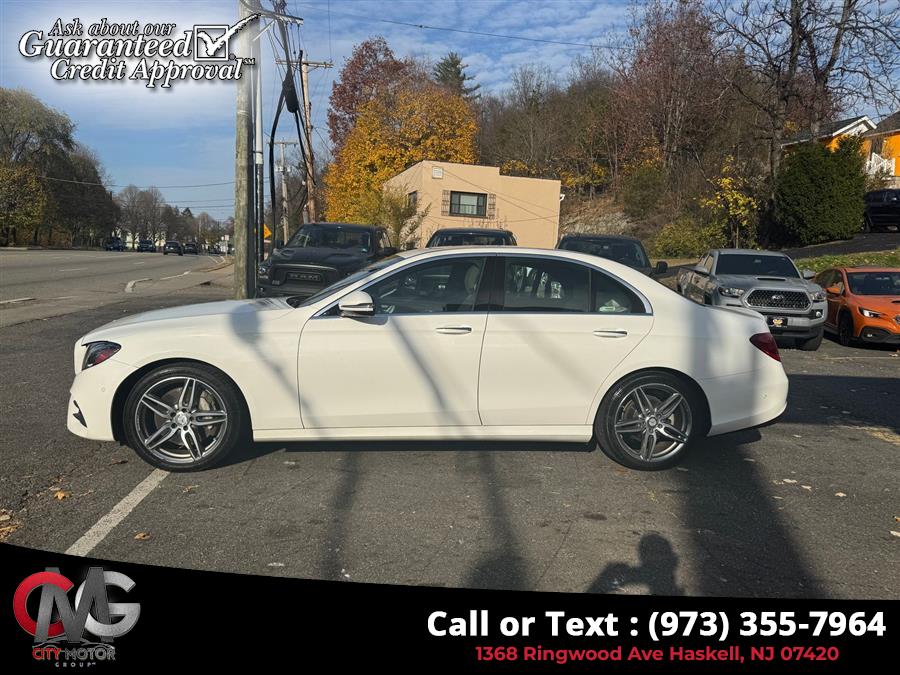 2017 Mercedes Benz E 300 photo 4