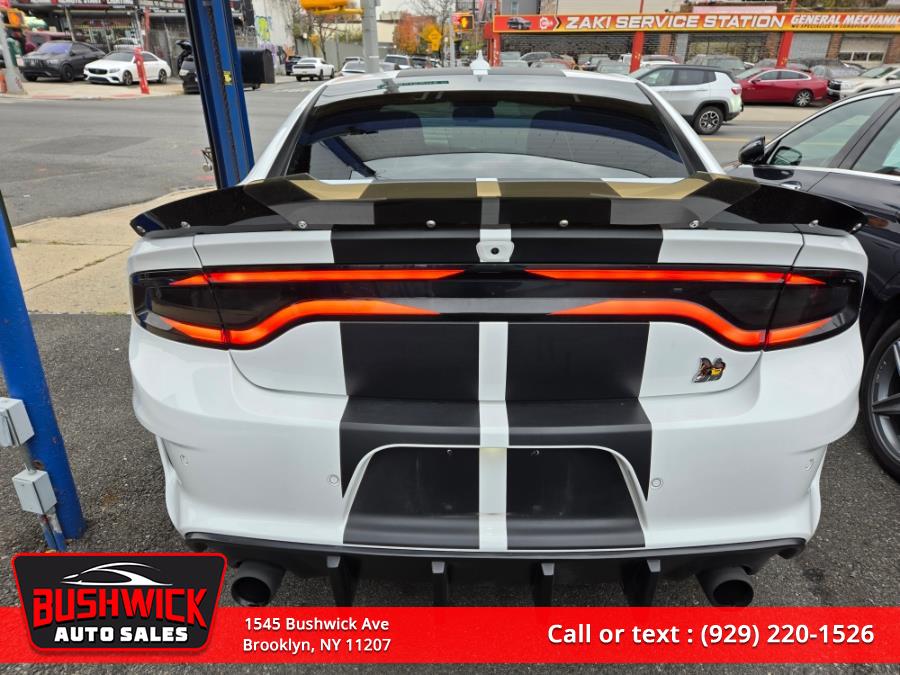 2023 Dodge Charger Scat Pack Widebody photo 4