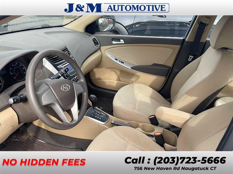 2014 Hyundai Accent GS GLS photo 2