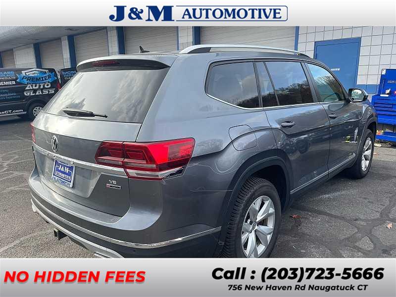 2018 Volkswagen Atlas SEL photo 3