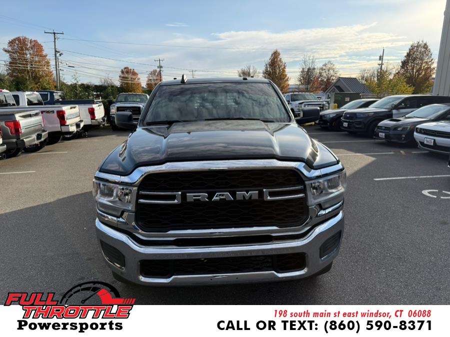 2022 Ram 2500 Tradesman photo 2