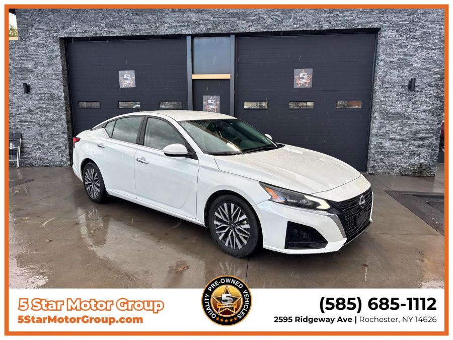 2023 Nissan Altima SV