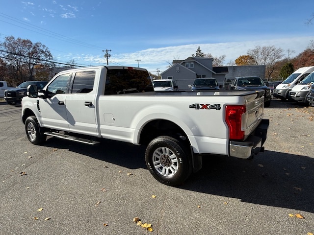 2017 Ford F-350 Super Duty XL's photo