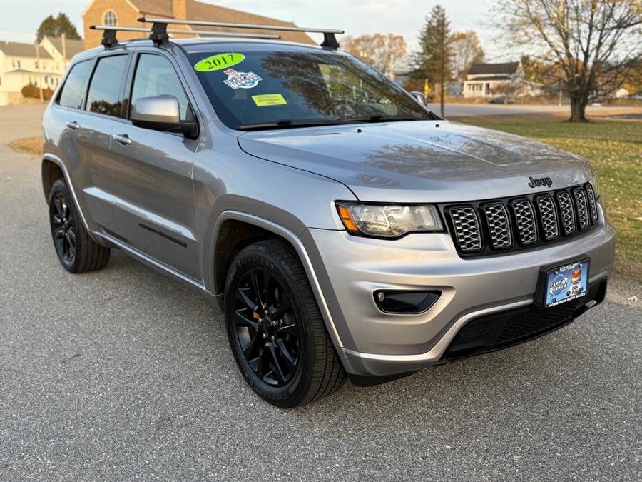Used 2017 Jeep Grand Cherokee in Lawrence, Massachusetts | Home Run Auto Sales Inc. Lawrence, Massachusetts