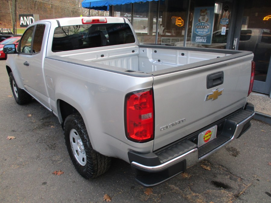 2015 Chevrolet Colorado Base photo 3