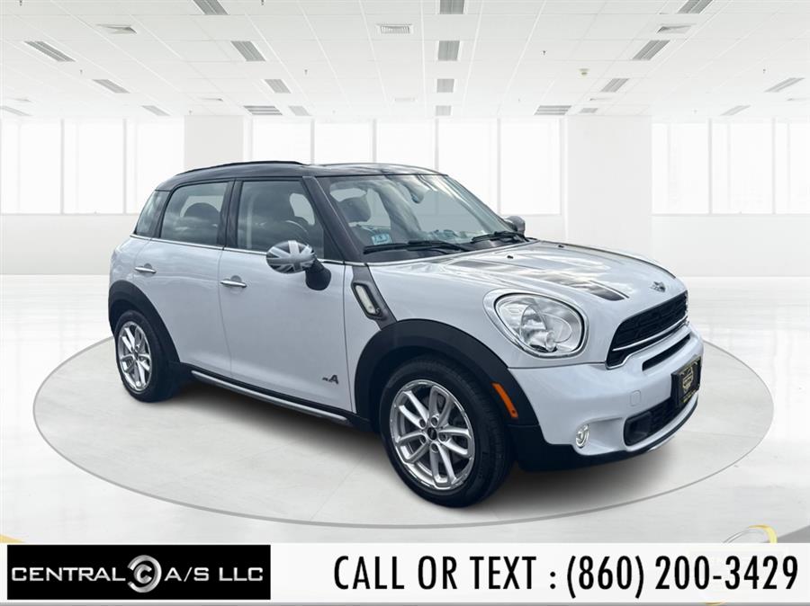 2015 Mini Countryman ALL4 S photo 2