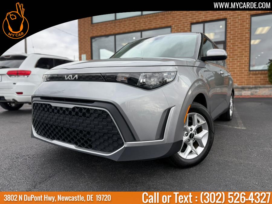 2023 Kia Soul LX photo 3