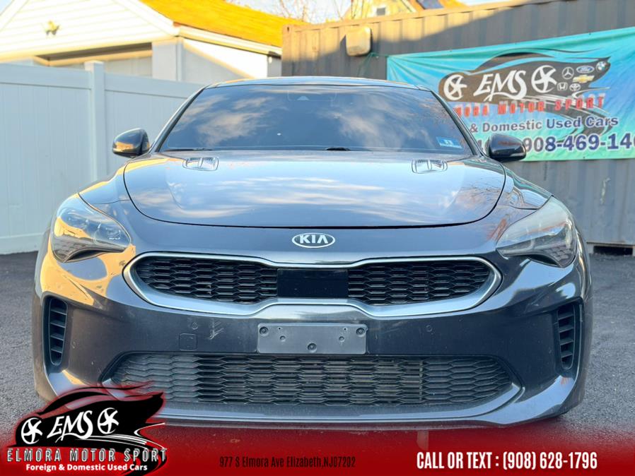 2019 Kia Stinger Premium photo 2