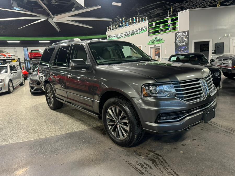 Used 2016 Lincoln Navigator in Oxford, Connecticut | Buonauto Enterprises. Oxford, Connecticut