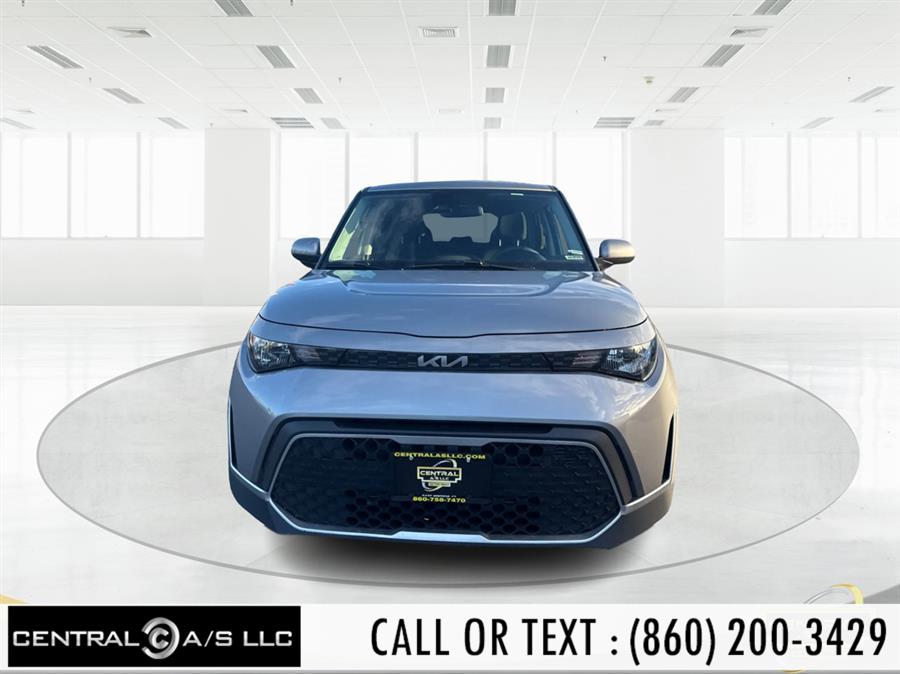 2023 Kia Soul LX S photo 2