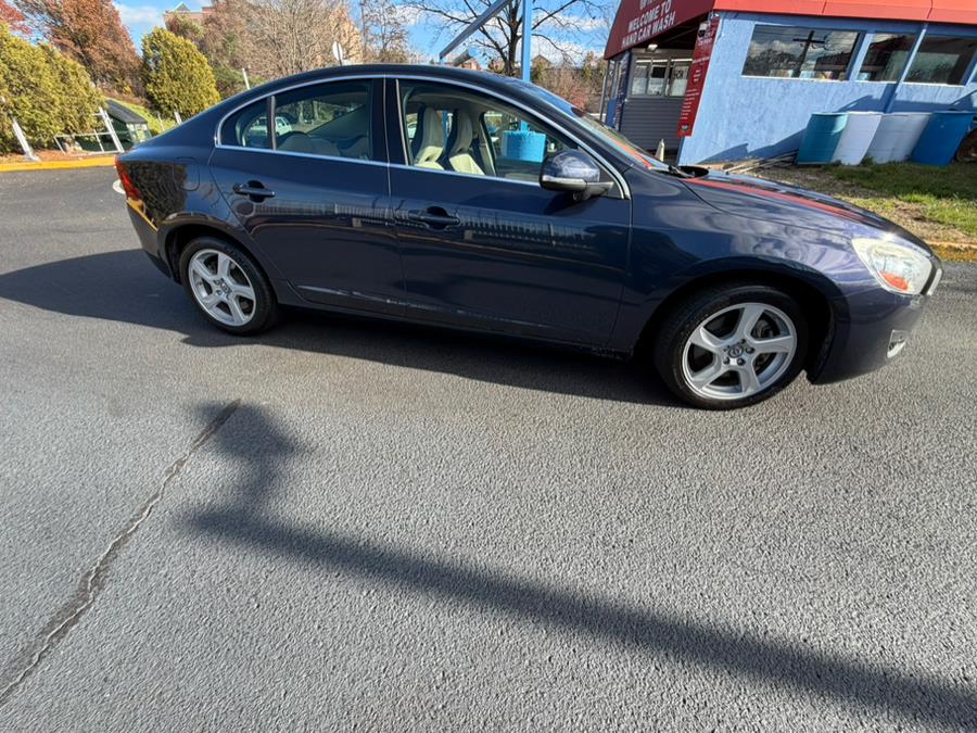 2012 Volvo S60 T5 photo 4