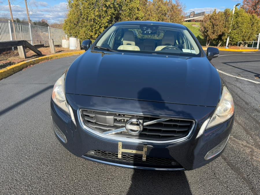 2012 Volvo S60 T5 photo 2