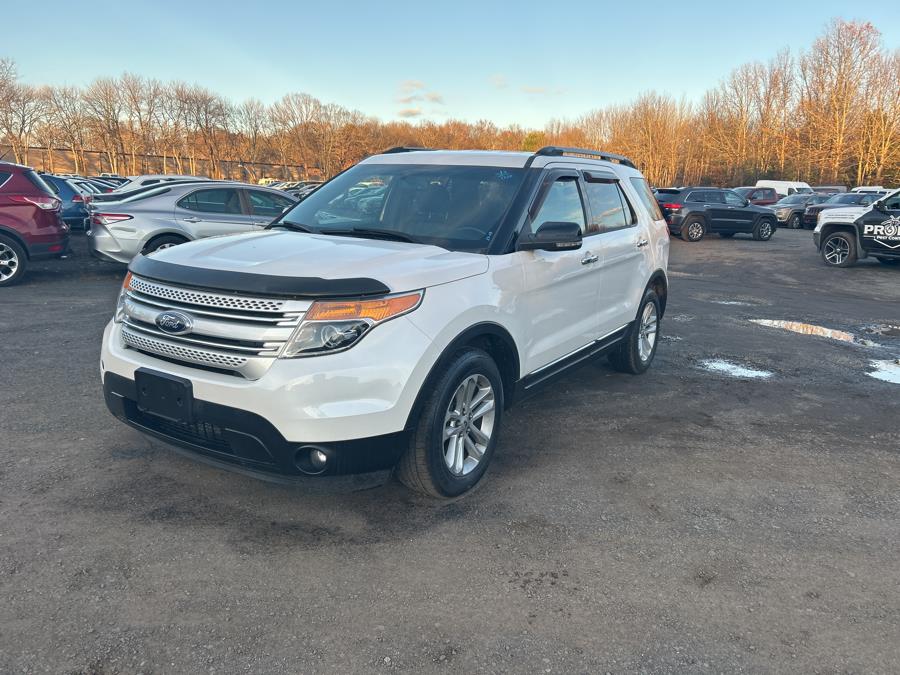 2013 Ford Explorer FWD 4dr XLT, available for sale in Vernon Rockville, Connecticut | Vernon Motor Cars. Vernon Rockville, Connecticut