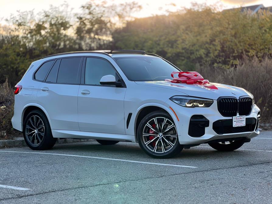 2022 BMW X5 xDrive40i Sports Activity Vehicle, available for sale in Paterson, New Jersey | Speedway Motors LLC. Paterson, New Jersey