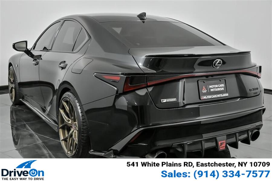 2022 Lexus IS 350 F SPORT photo 3