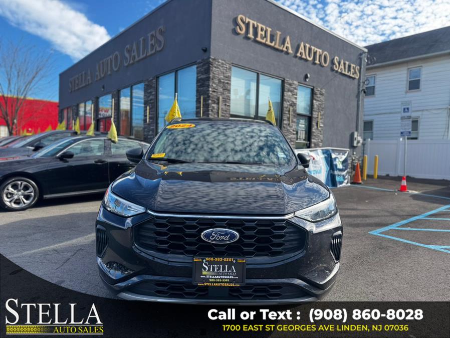 2024 Ford Escape ST-Line's photo