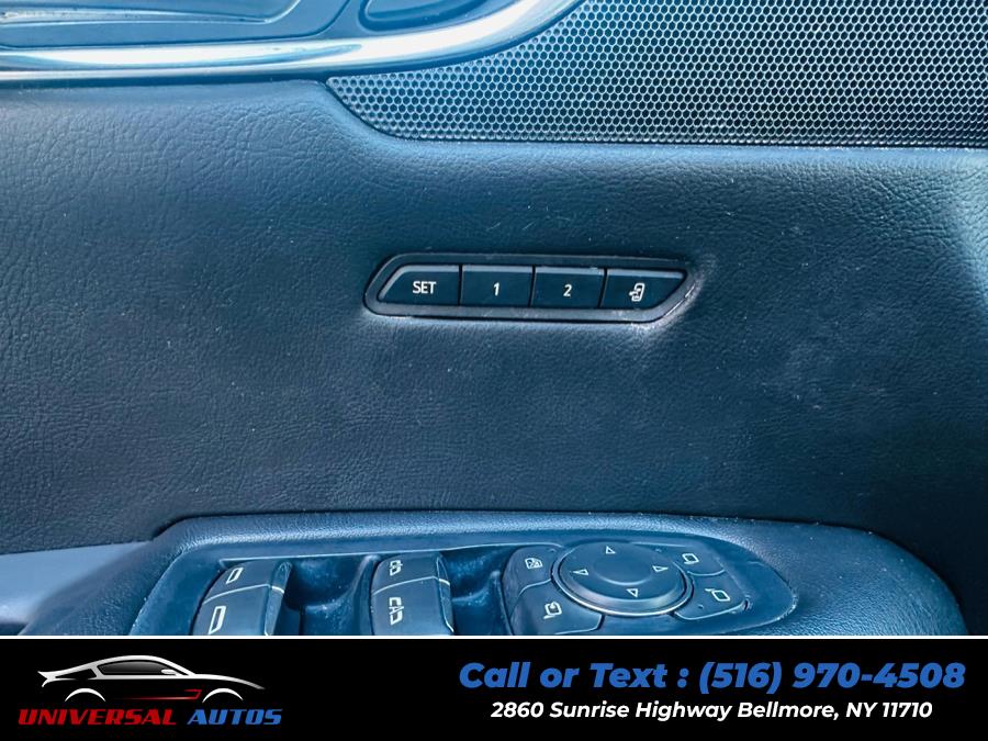 2019 Cadillac XT5 Luxury photo 2