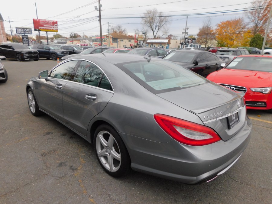 2014 Mercedes Benz CLS 550 4MATIC photo 2