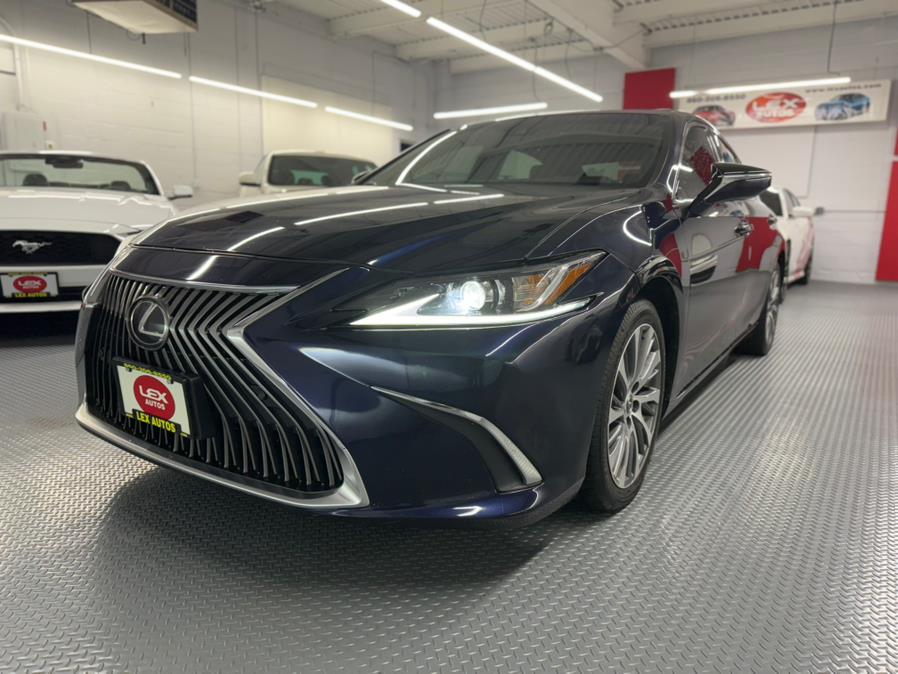 2019 Lexus ES 350 photo 2