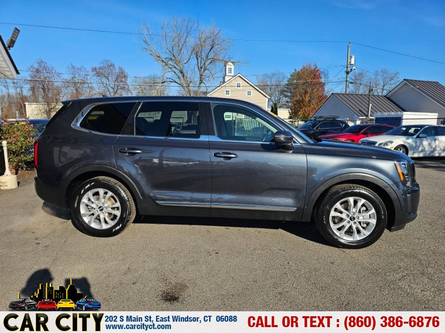 2020 Kia Telluride LX photo 4