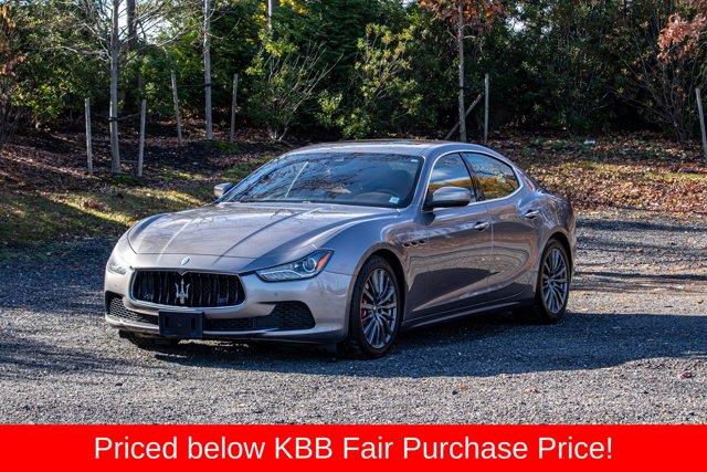 Used 2017 Maserati Ghibli in Great Neck, New York | Camy Cars. Great Neck, New York