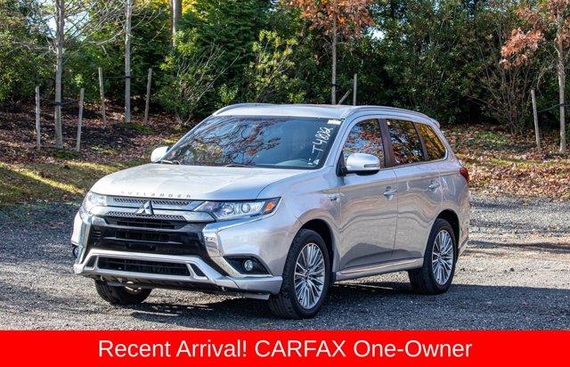2022 Mitsubishi Outlander PHEV's photo