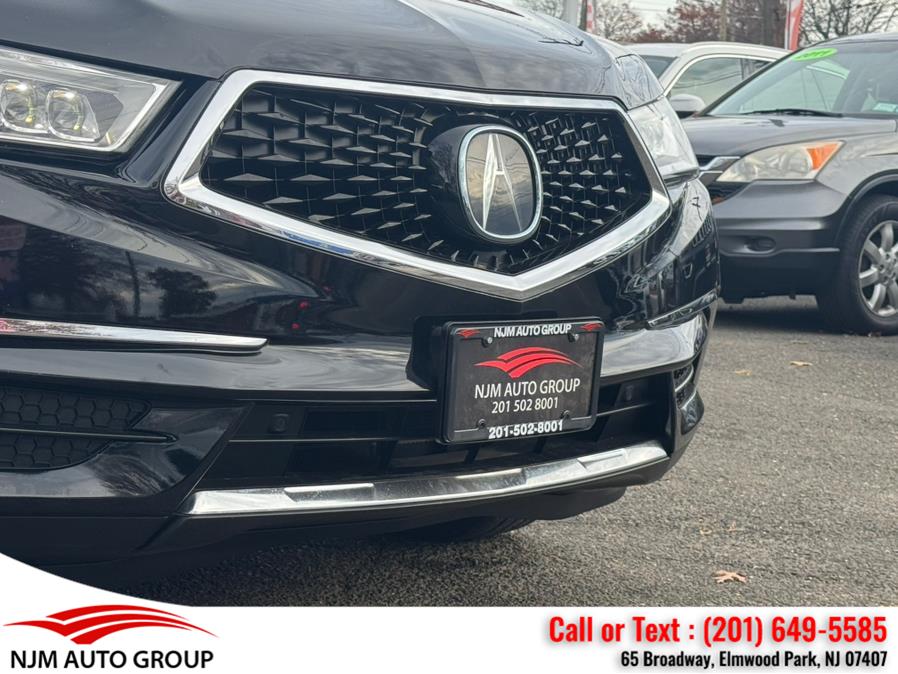 2018 Acura MDX SH-AWD photo 2