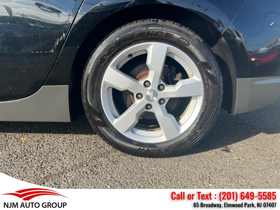 2014 Chevrolet Volt photo 4