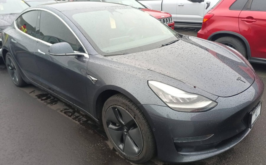 Used 2019 Tesla Model 3 in Meriden, Connecticut | T E A M Auto Center. Meriden, Connecticut