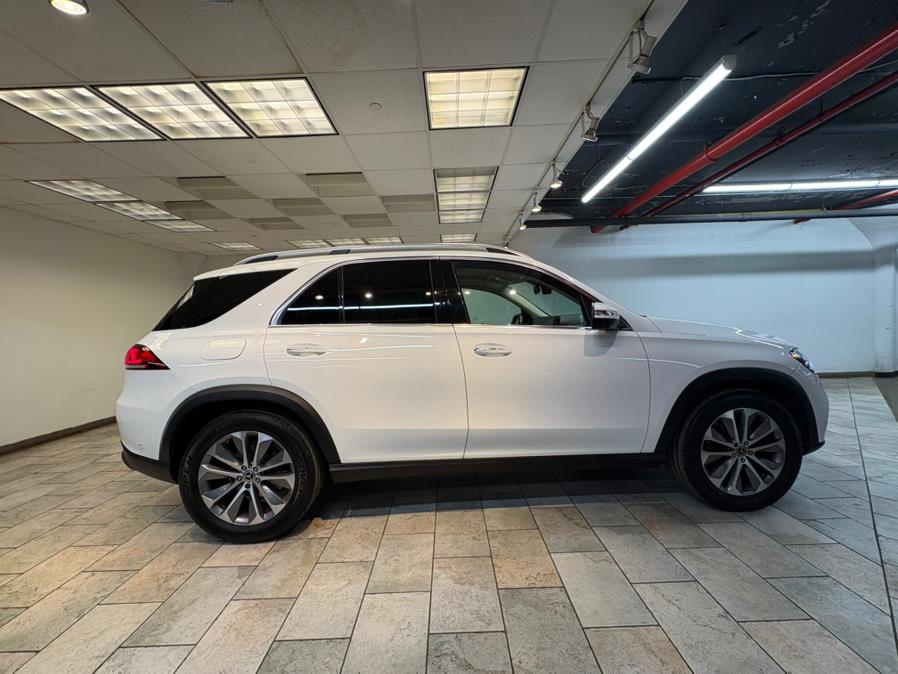 2021 Mercedes Benz GLE 350 4MATIC photo 4