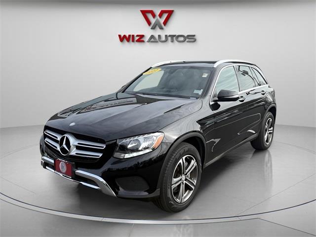 Used 2017 Mercedes-benz Glc in Stratford, Connecticut | Wiz Leasing Inc. Stratford, Connecticut