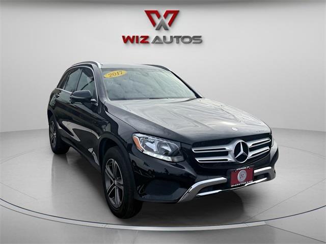 2017 Mercedes Benz GLC 300 4MATIC photo 3