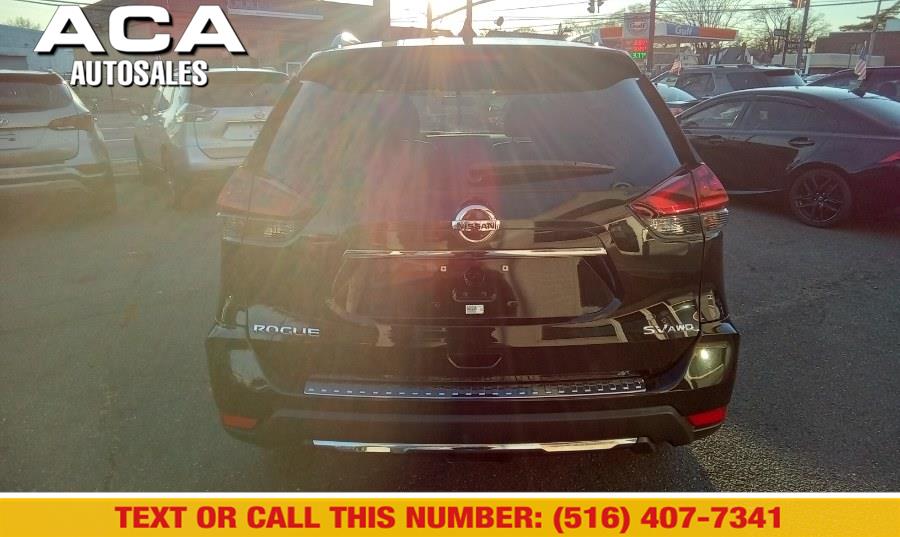 2018 Nissan Rogue SV photo 4