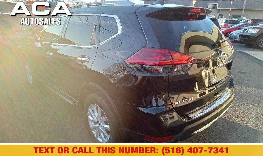 2018 Nissan Rogue SV photo 3