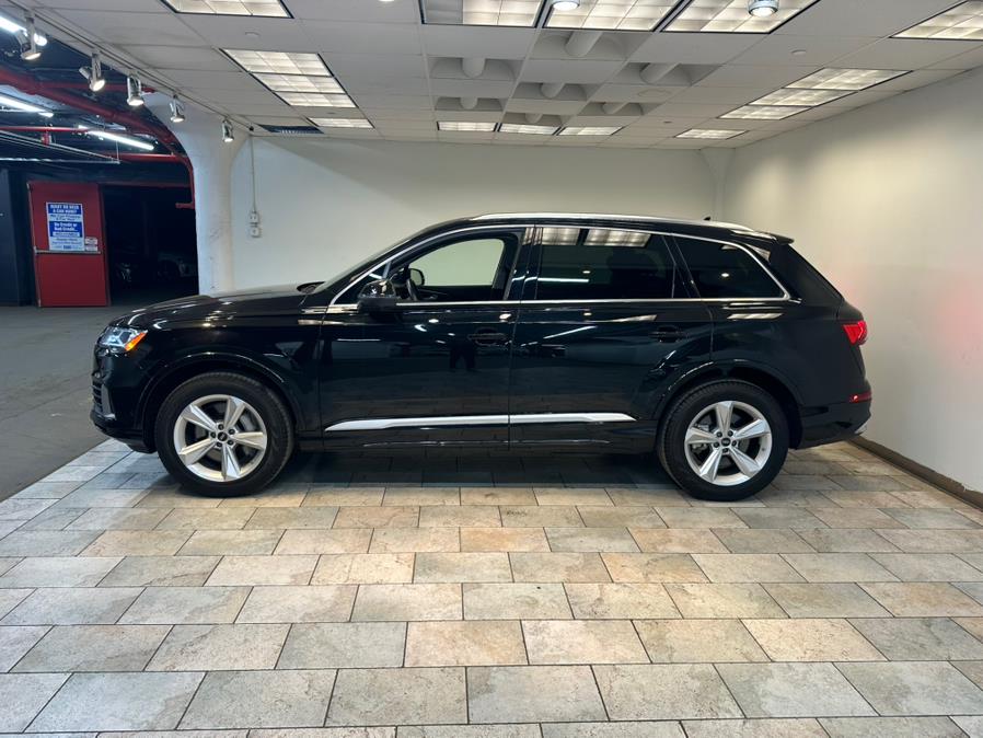 2023 Audi Q7 Premium 55 photo 2
