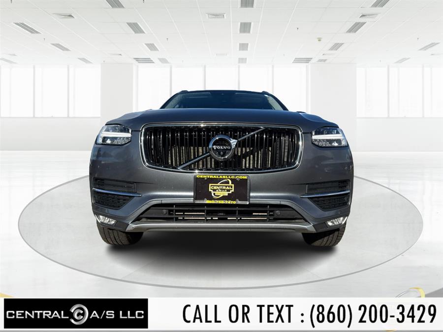 2017 Volvo XC90 Momentum photo 2