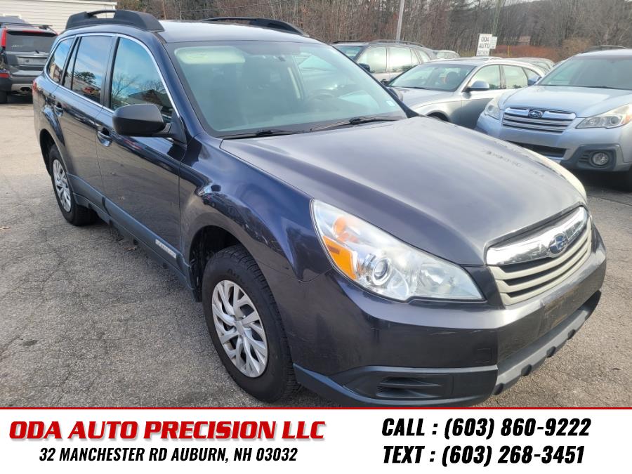 2011 Subaru Outback 2.5i photo 2