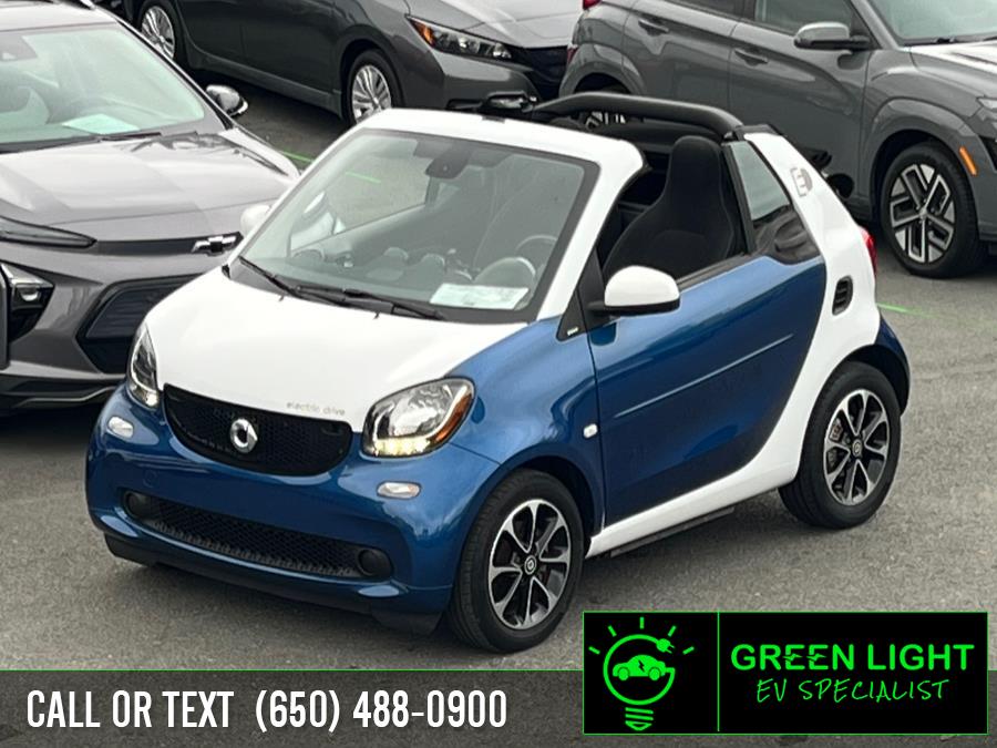 Used 2017 smart fortwo electric drive in Daly City, California | Green Light Auto Wholesale. Daly City, California