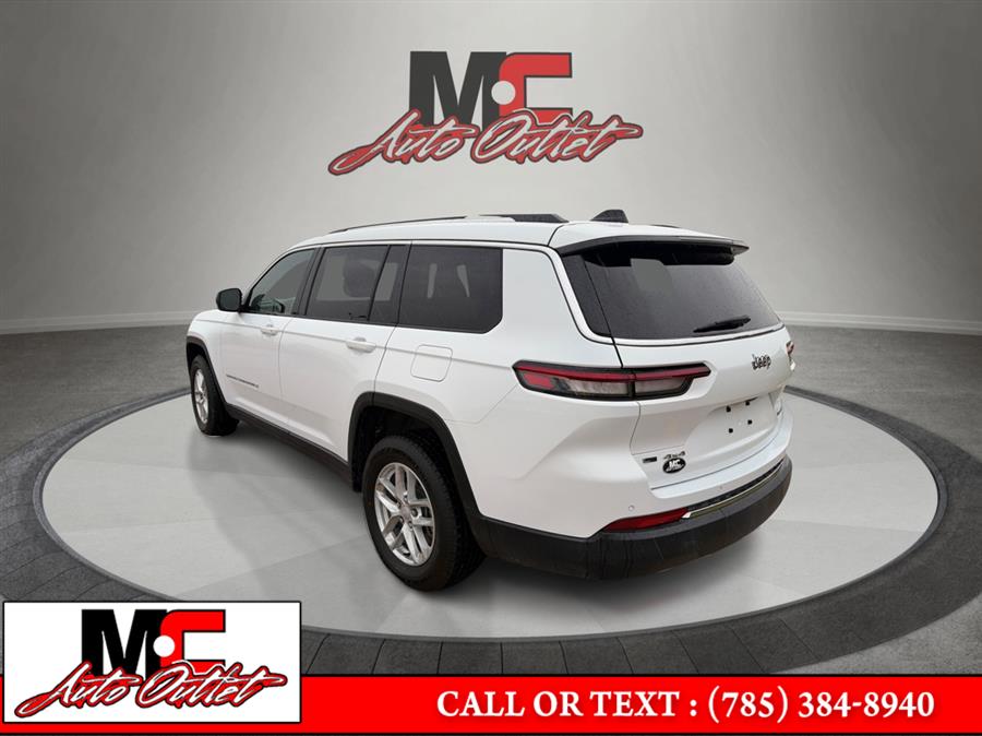 2021 Jeep Grand Cherokee Laredo photo 4