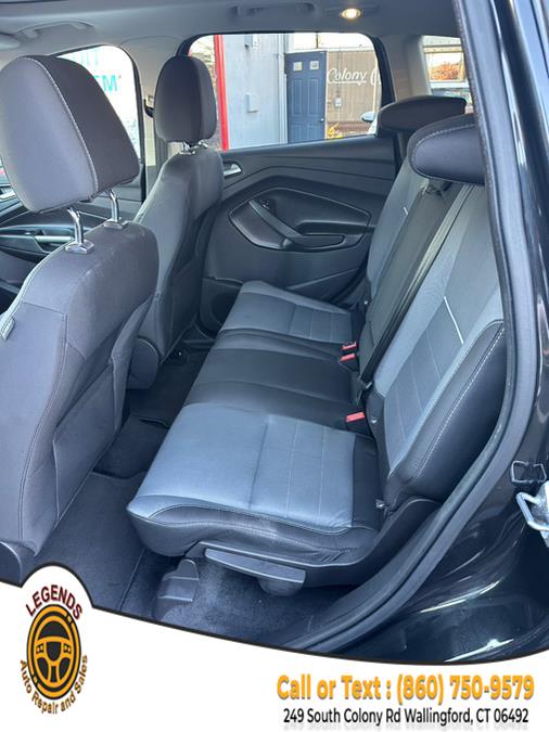 2015 Ford Escape SE photo 2