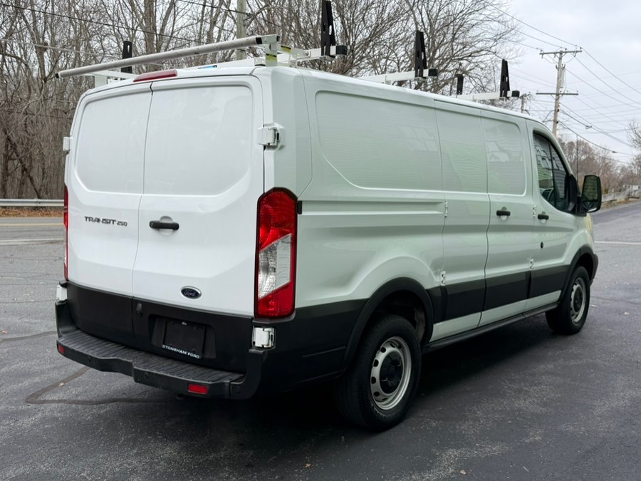 2019 Ford Transit Van photo 4