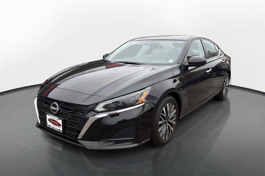 2023 Nissan Altima SV