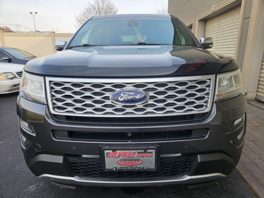 2016 Ford Explorer Platinum photo 2