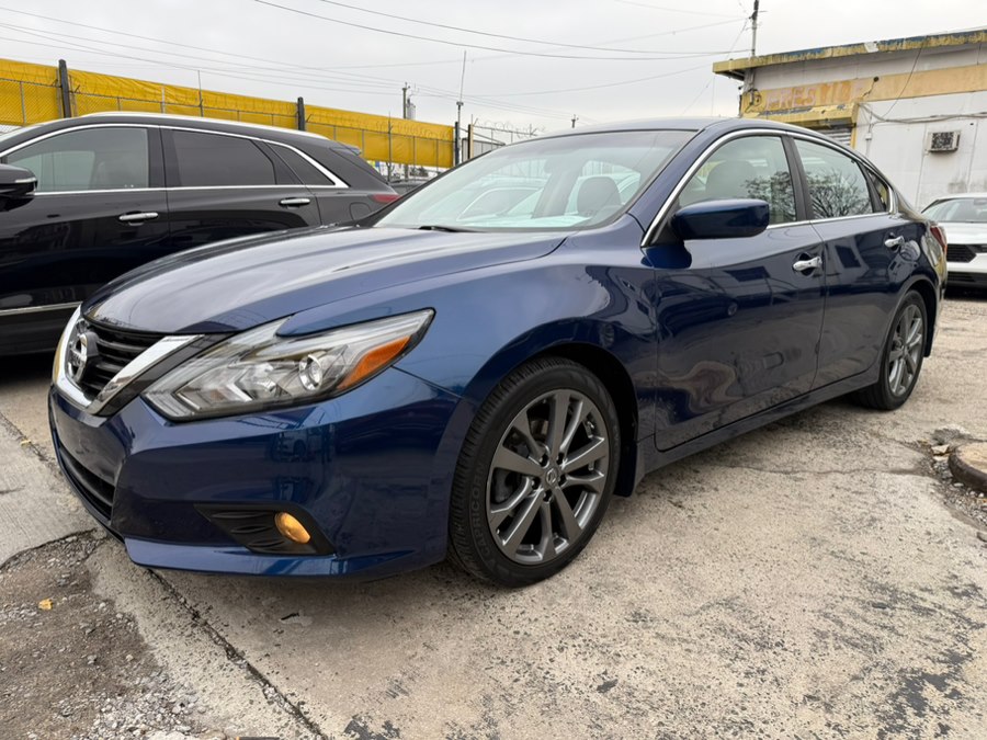 2018 Nissan Altima 2.5 SR photo 3