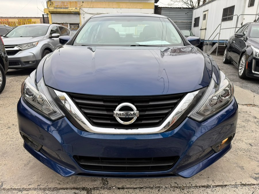 2018 Nissan Altima 2.5 SR photo 2