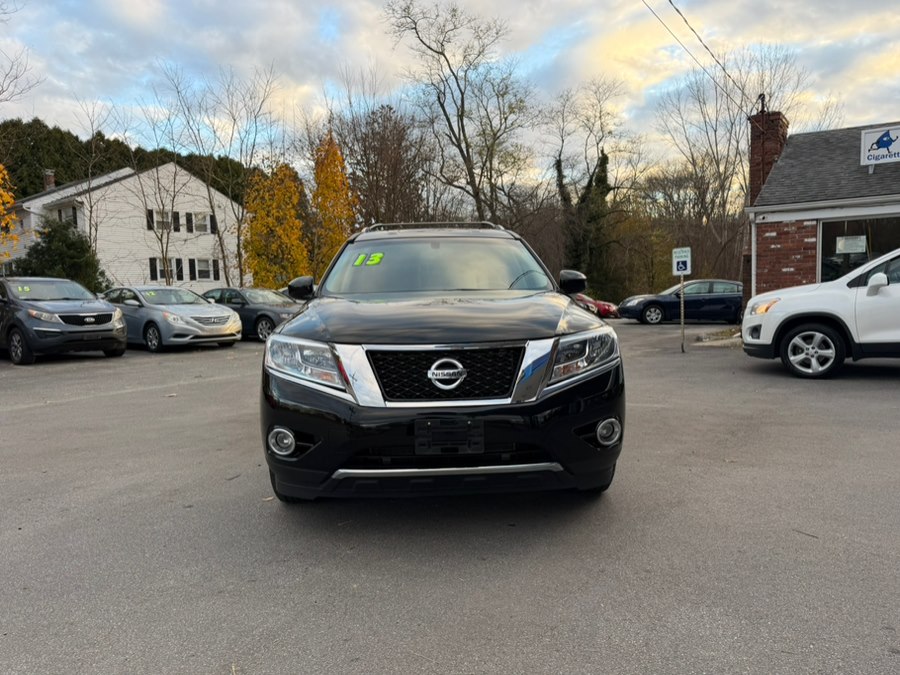 Used 2013 Nissan Pathfinder in Swansea, Massachusetts | Gas On The Run. Swansea, Massachusetts