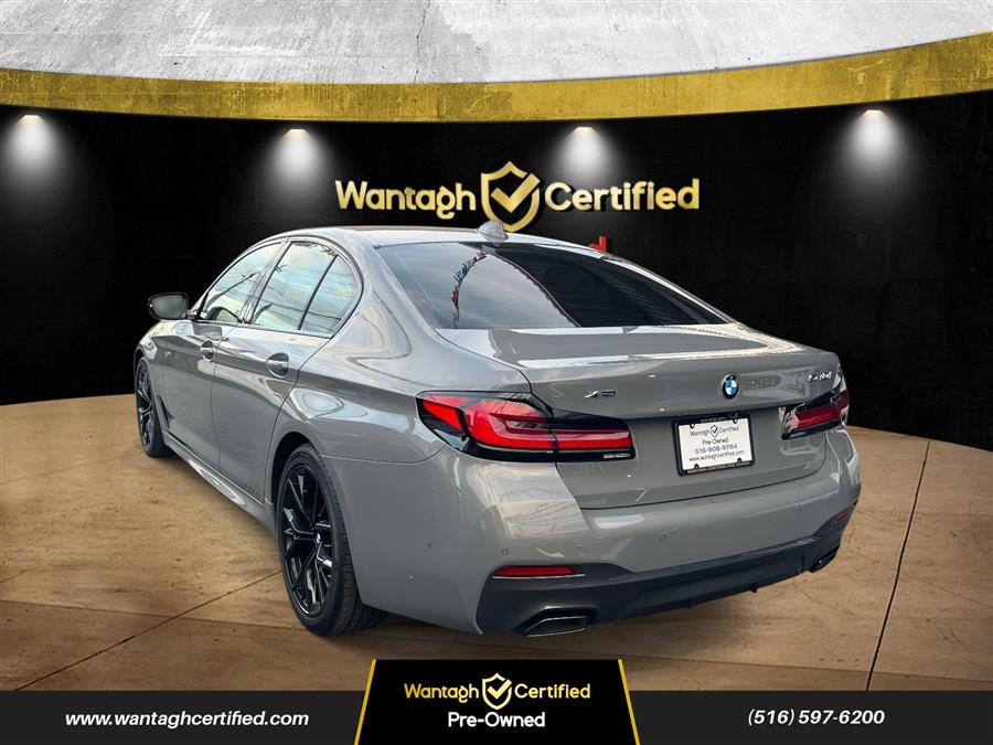 2022 Bmw 540i xDrive photo 2