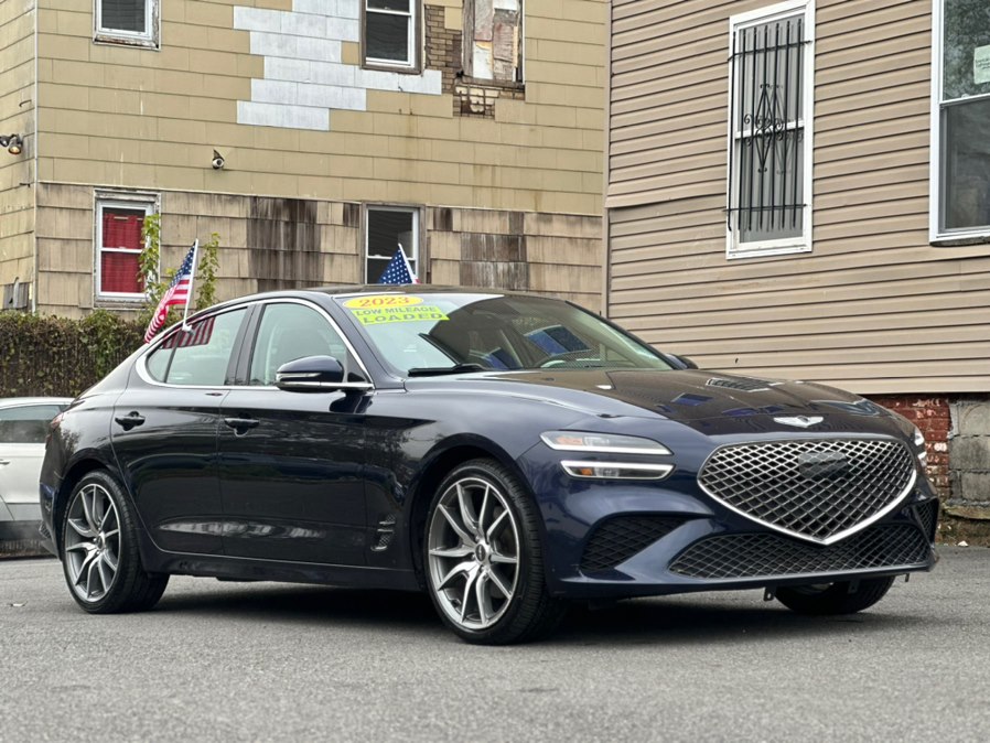 2023 Genesis G70 2.0T Sport Prestige photo 3